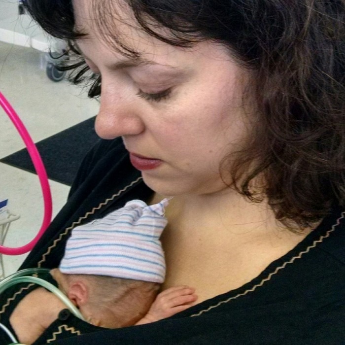 Pumping for your preemie: kangaroo care helps